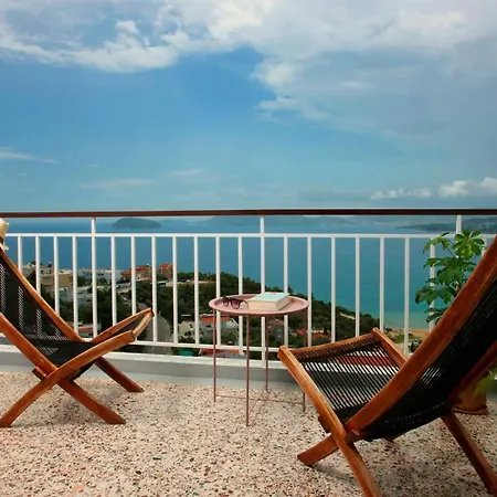 Διαμέρισμα 180° Bay Views